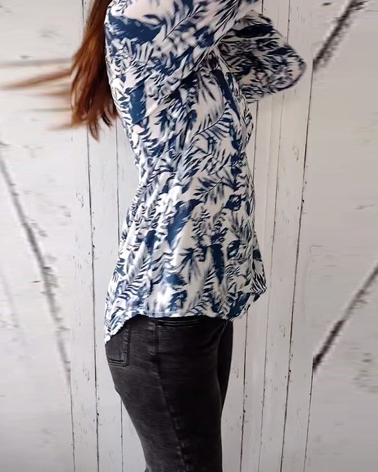 Clara – Casual Blouse voor Dames, geïnspireerd door de Natuur