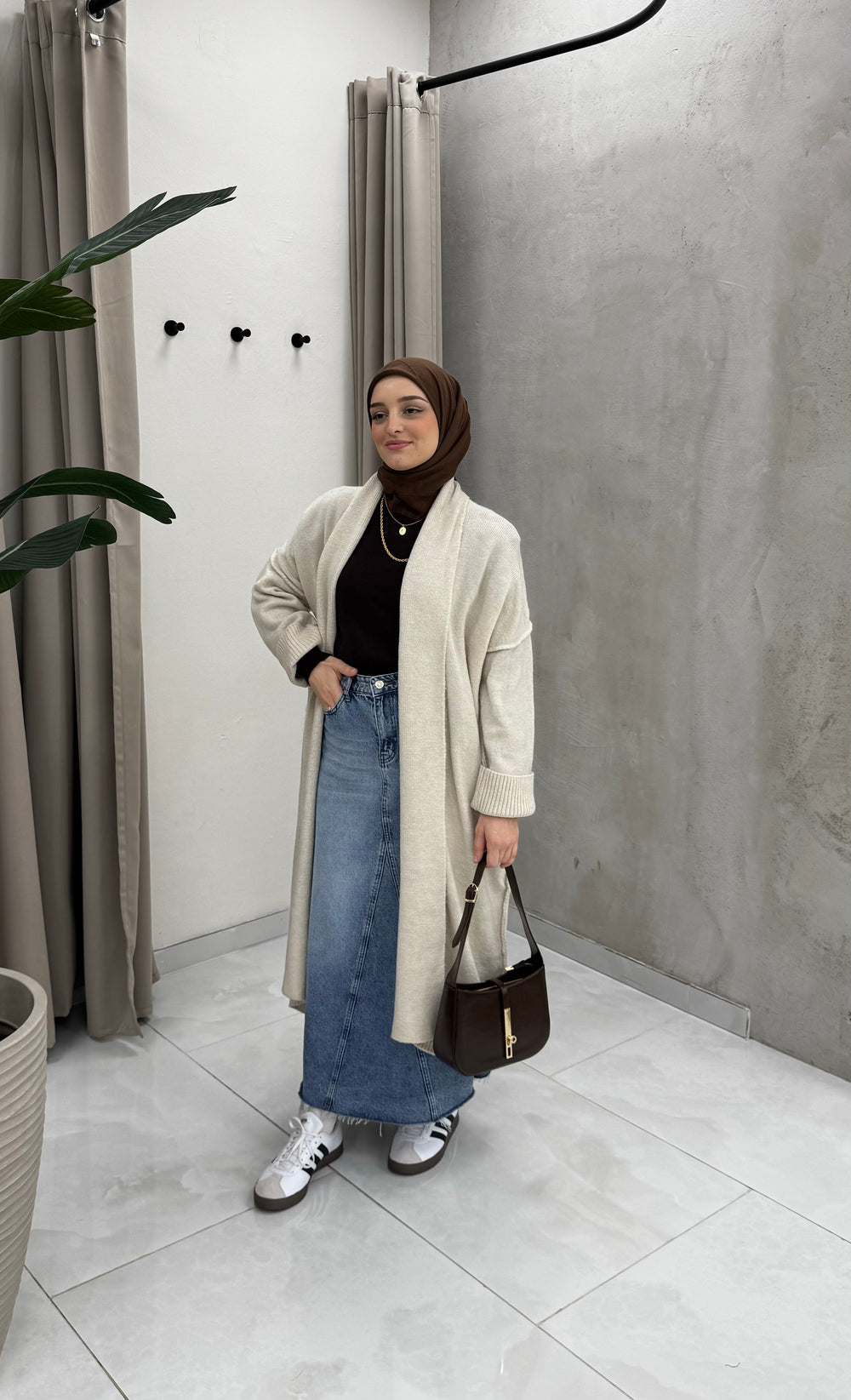 Asiya – Oversized Cardigan Beige voor Dames