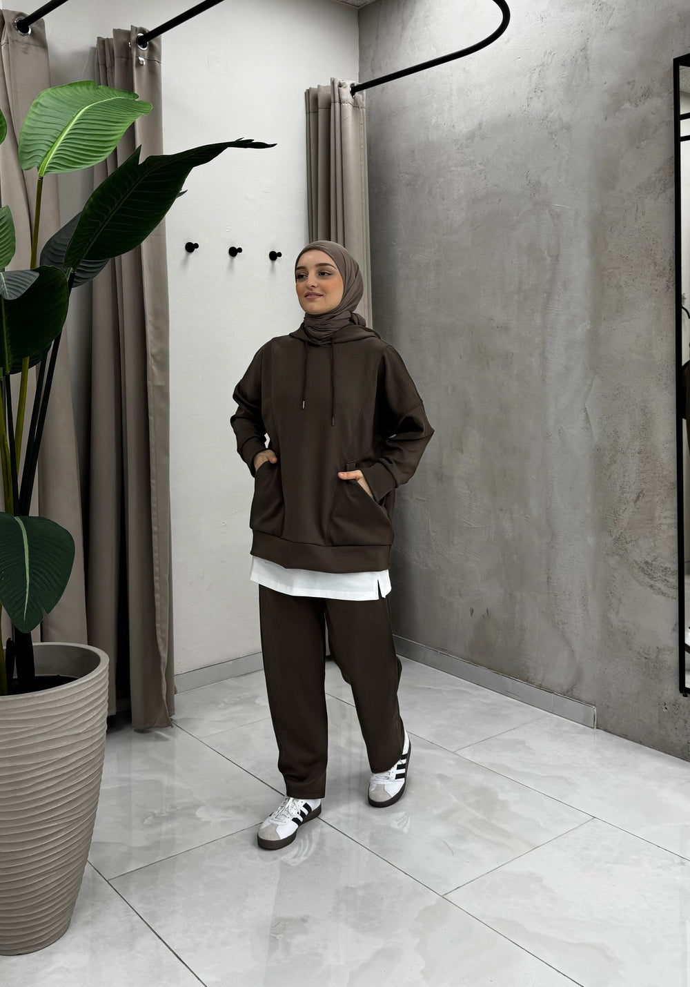 Zayna – Casual Bruin Set voor Dames