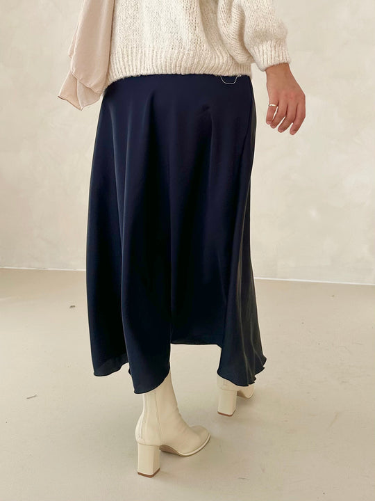 Yara – Elegante Satin Midi Rok voor Dames