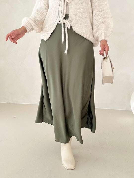 Yara – Elegante Satin Midi Rok voor Dames