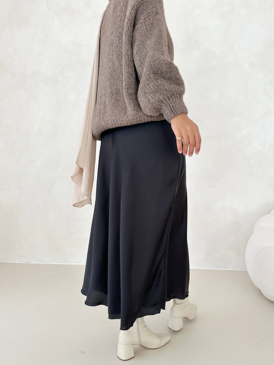 Yara – Elegante Satin Midi Rok voor Dames
