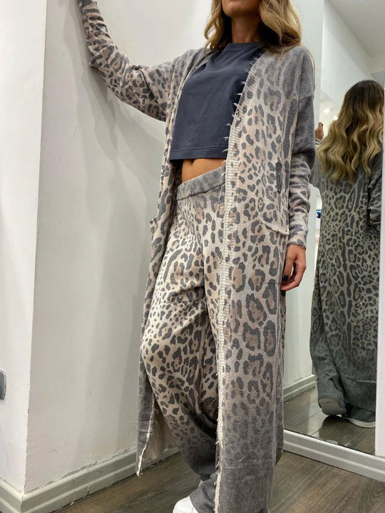 Sanaa – Leopardprint Dames Langharige Cardigan Jas &amp; Broek Set