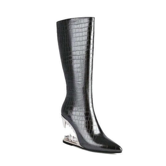 Sofia – Metallic Dames Enkellaarsjes met Cutout Tiger Tooth Hak