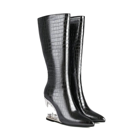 Sofia – Metallic Dames Enkellaarsjes met Cutout Tiger Tooth Hak