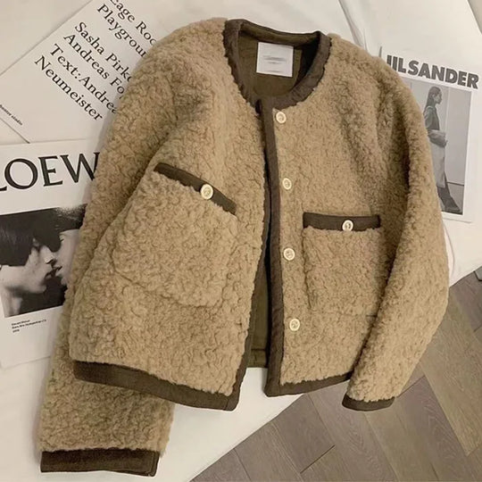 Alessandra – Cozy Sherpa Fleece Women’s Jacket