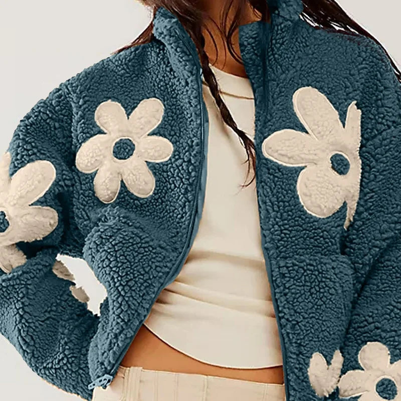 Serena – Elegante Herfst/Winter Bloemen Woljas voor Dames