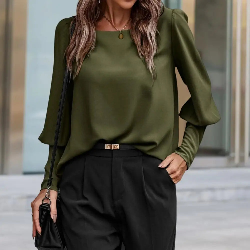 Giovanna – Elegante Damesblouse met Knopen op de Rug