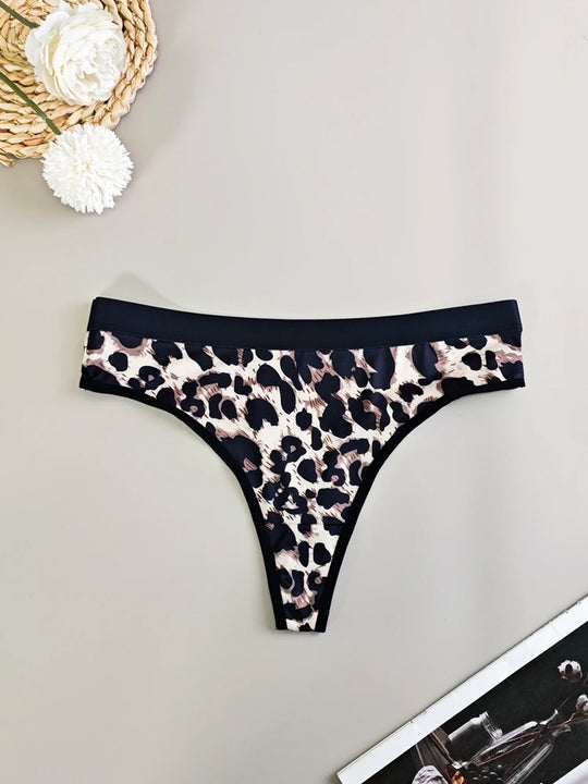 Valentina – Vrouwen's Seamless Leopard Thong Set