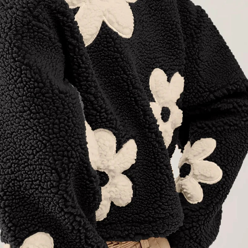 Serena – Elegante Herfst/Winter Bloemen Woljas voor Dames