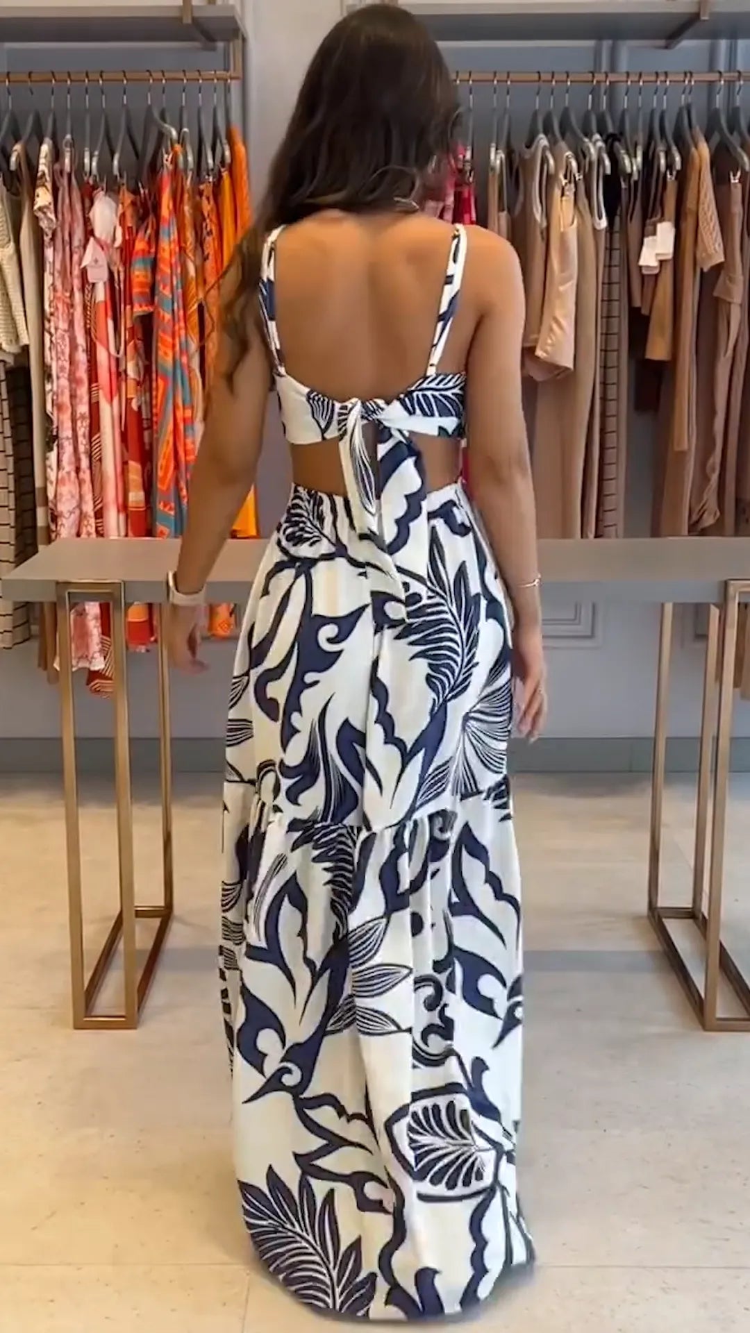 Amalia – Tijdloze Zomerjurk voor Dames